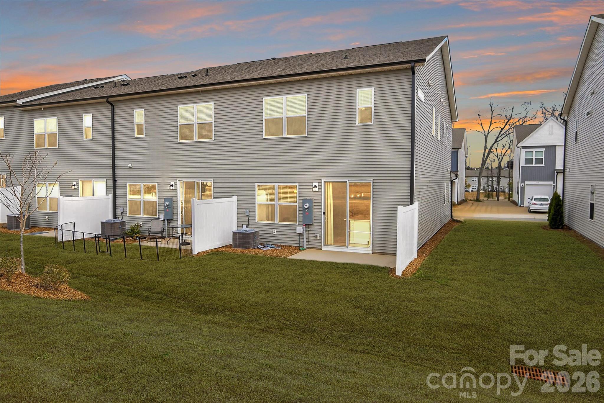 Fifteen 15 Cannon - Residential