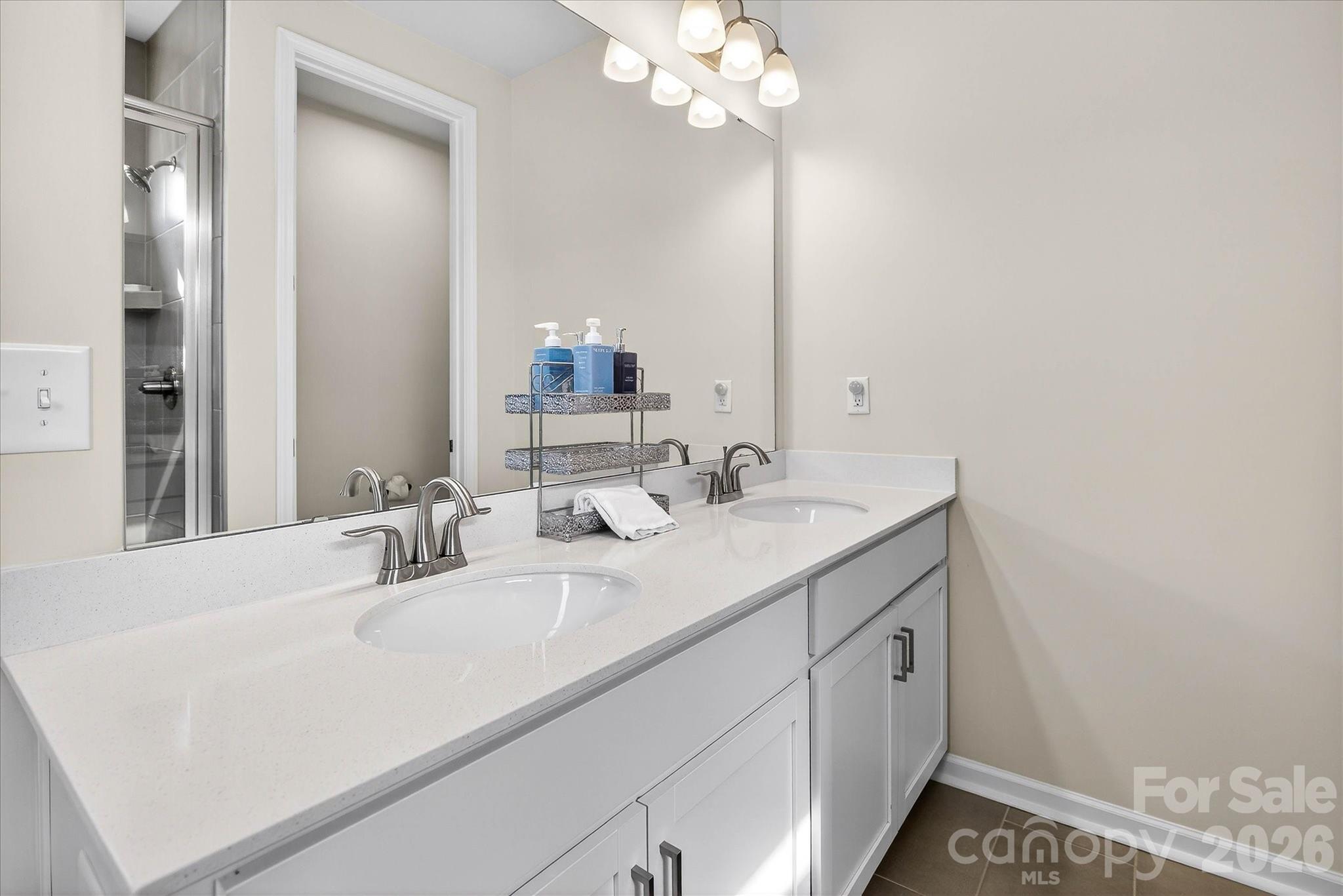 Fifteen 15 Cannon - Residential