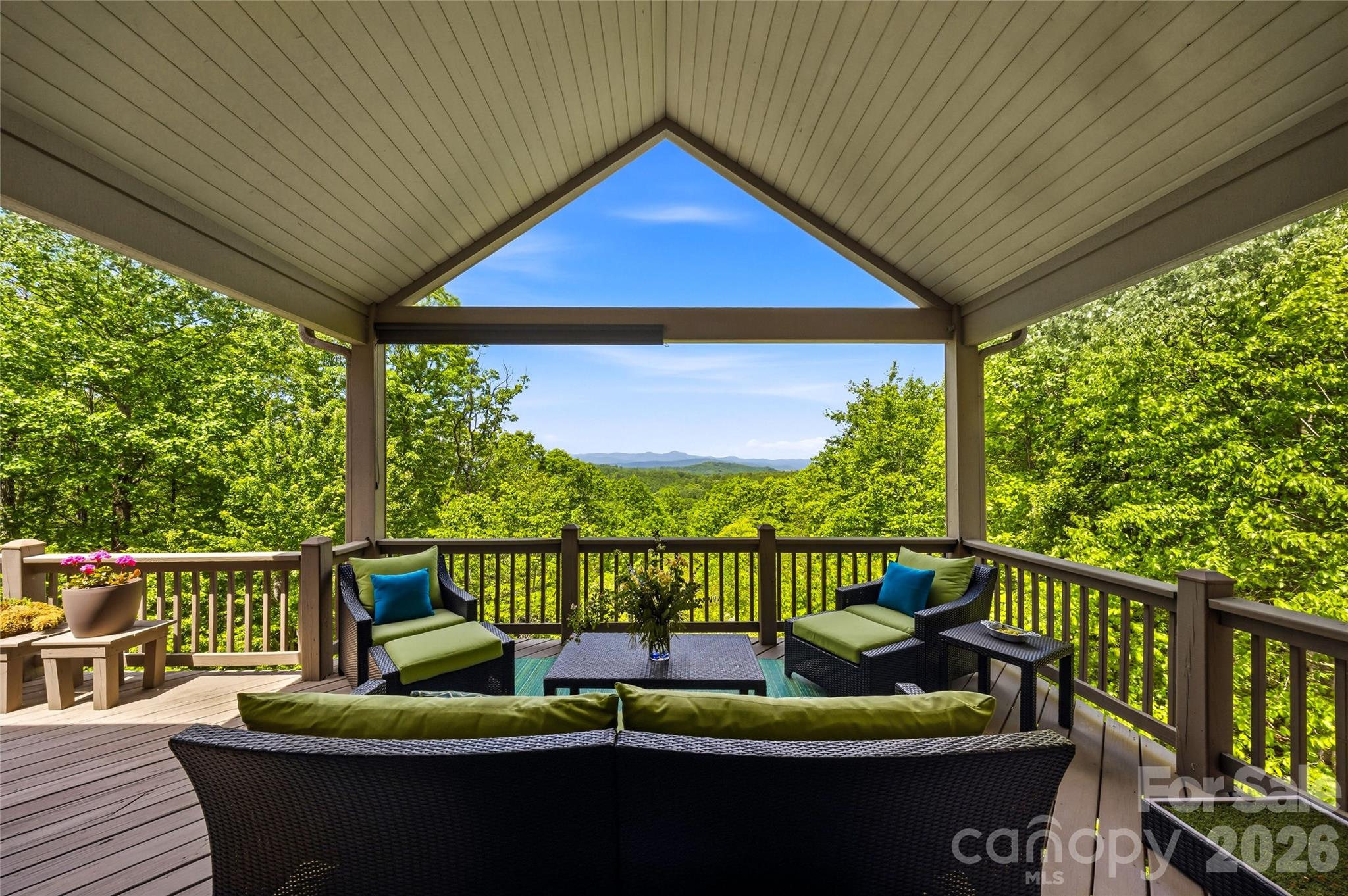 135 Crossvine Trail