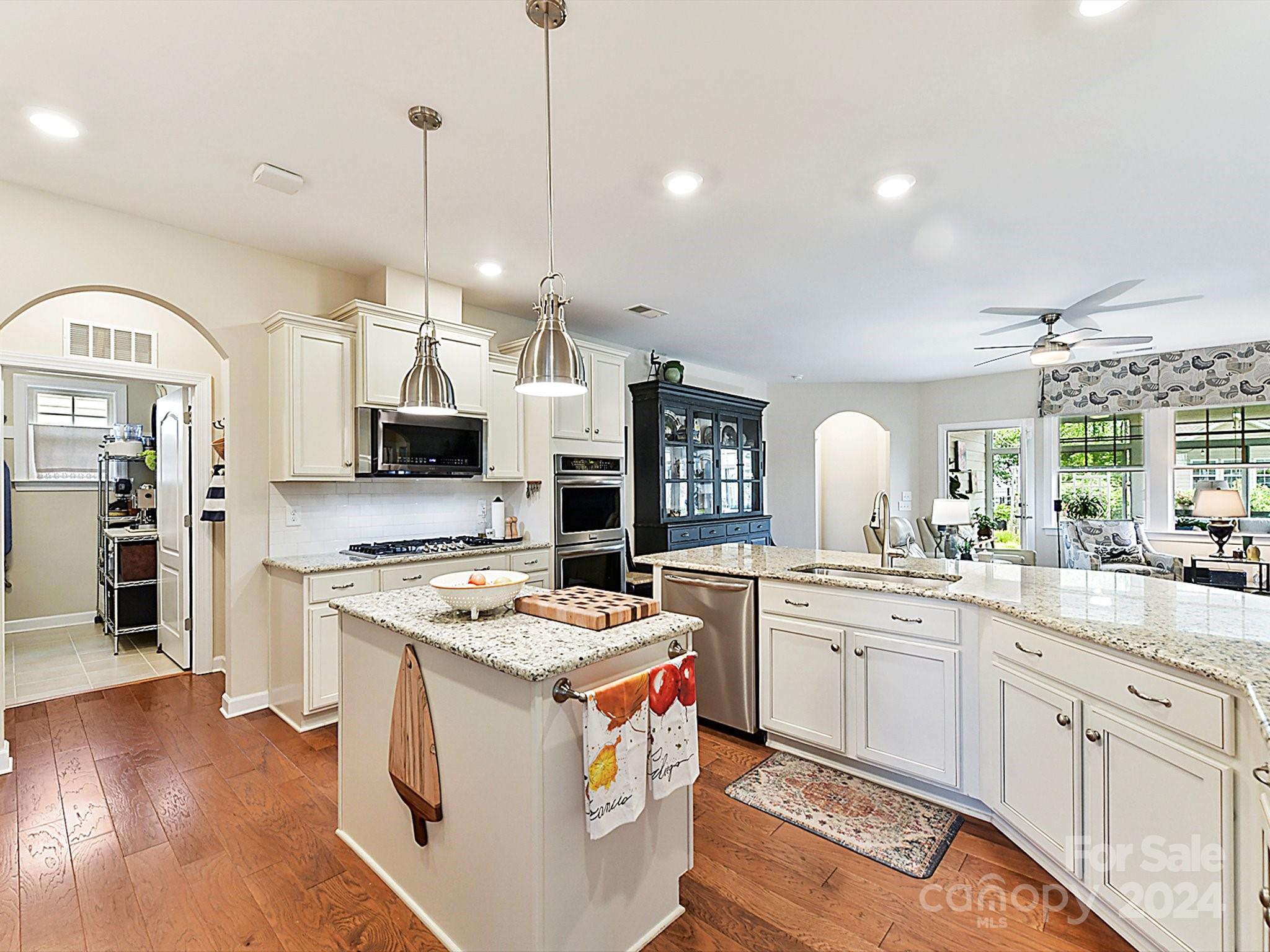 Tree Tops - Residential