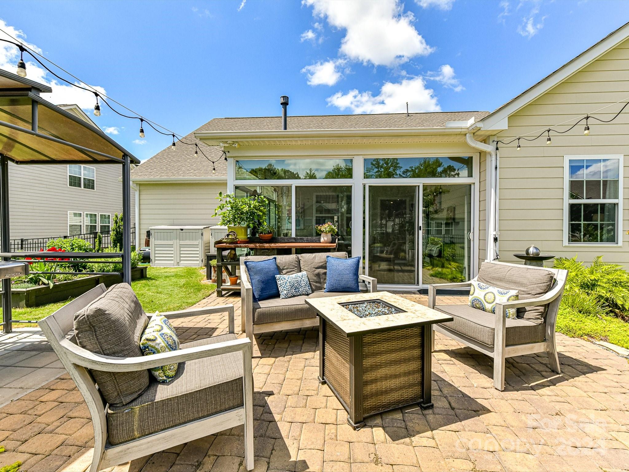 Tree Tops - Residential