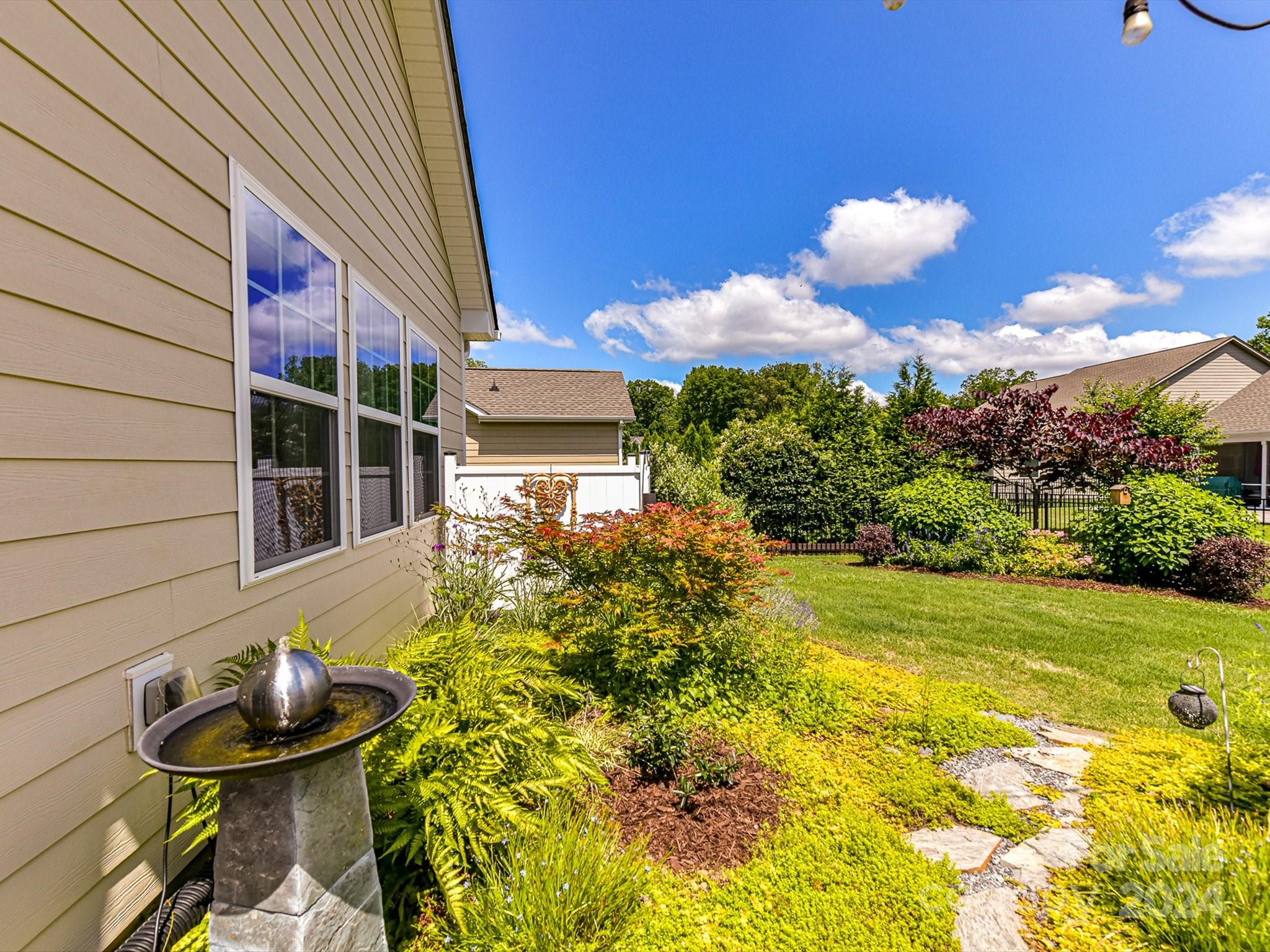 Tree Tops - Residential