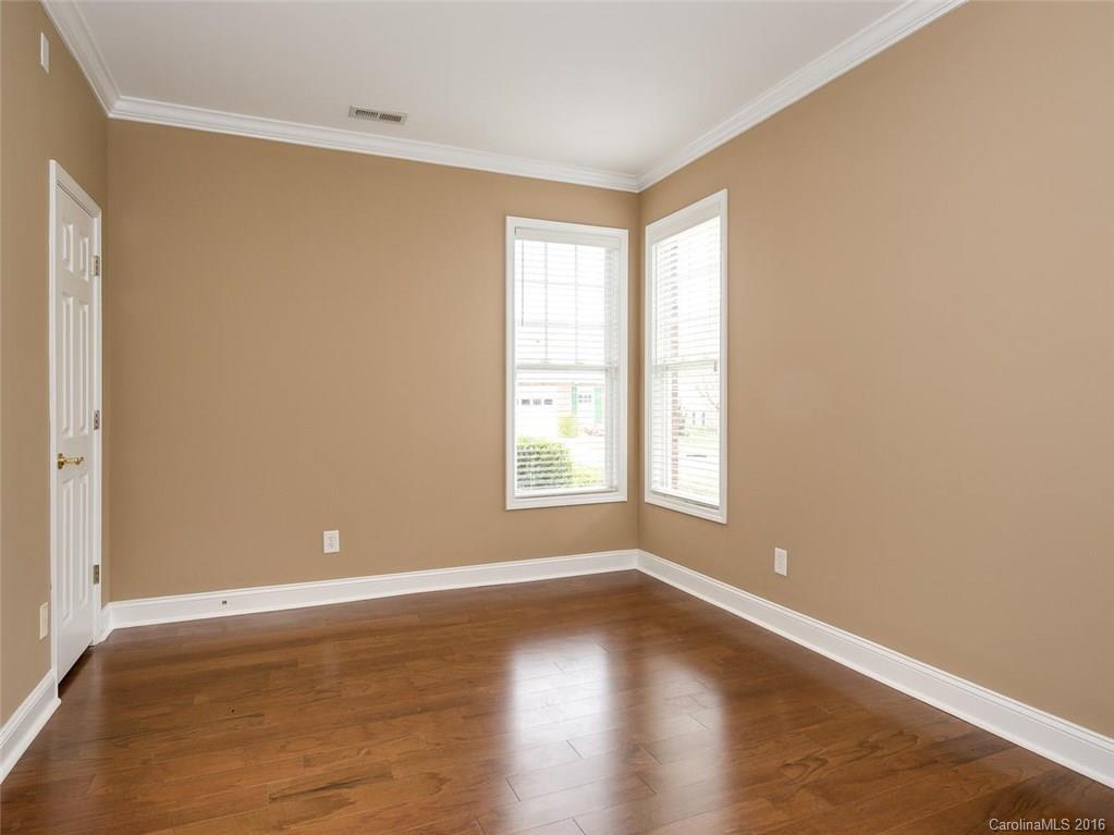 Mint Lake Village - Residential