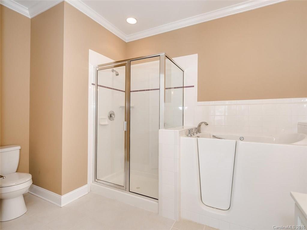 Mint Lake Village - Residential