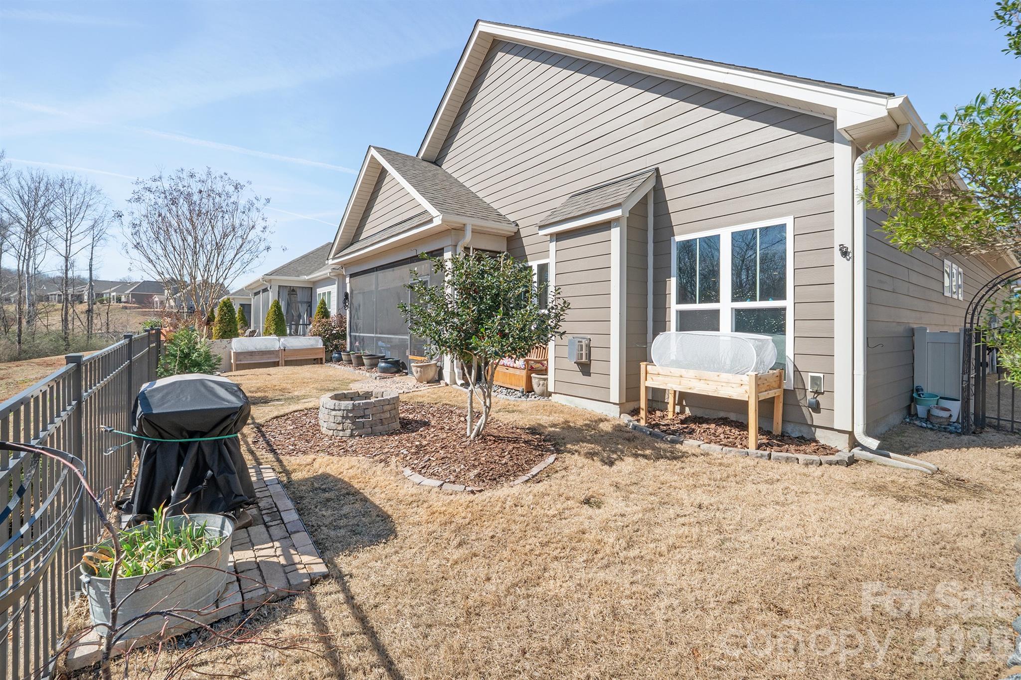 Addison Park - Residential