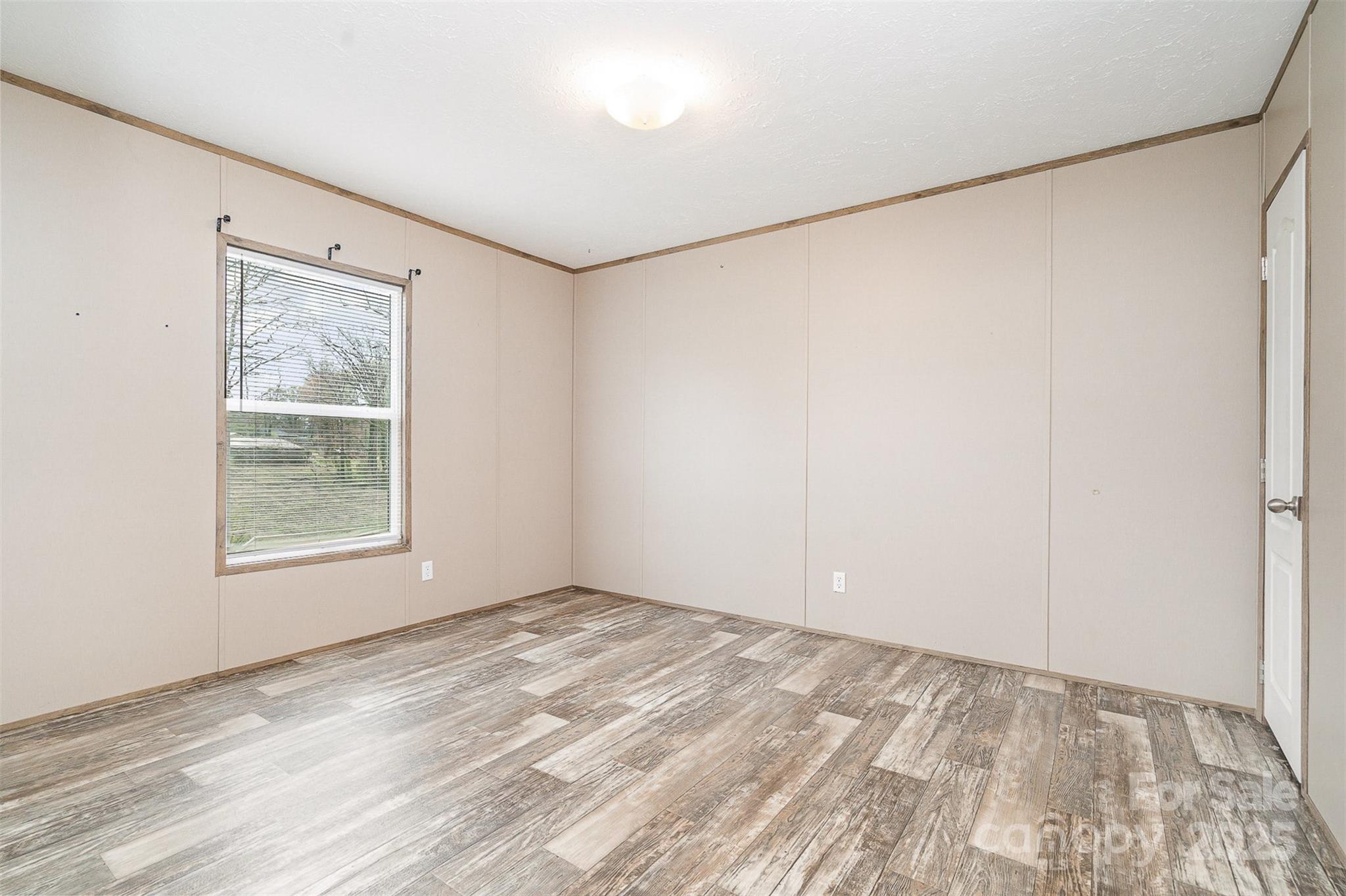 Kings Pointe - Residential