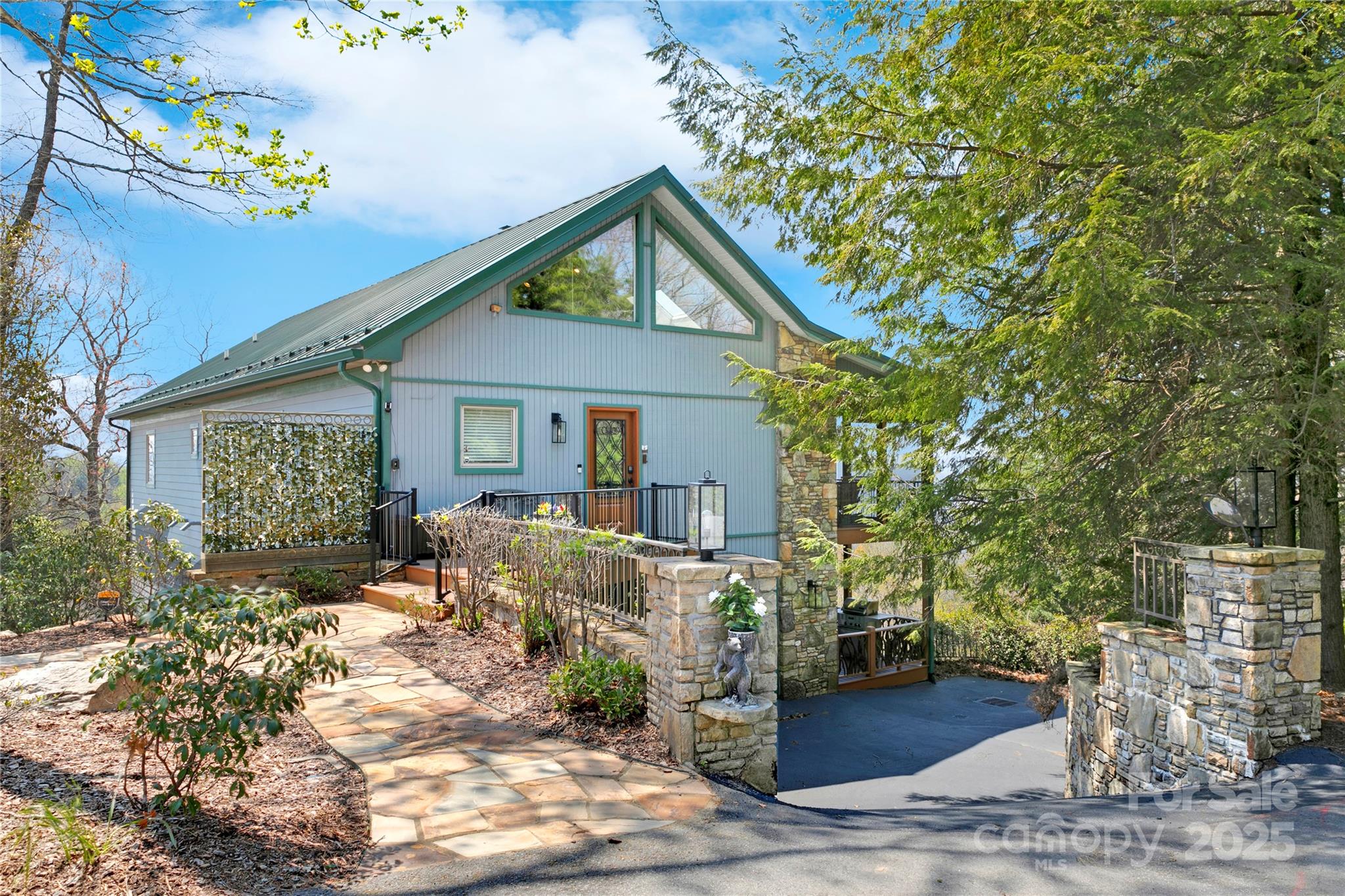 Connestee Falls - Residential