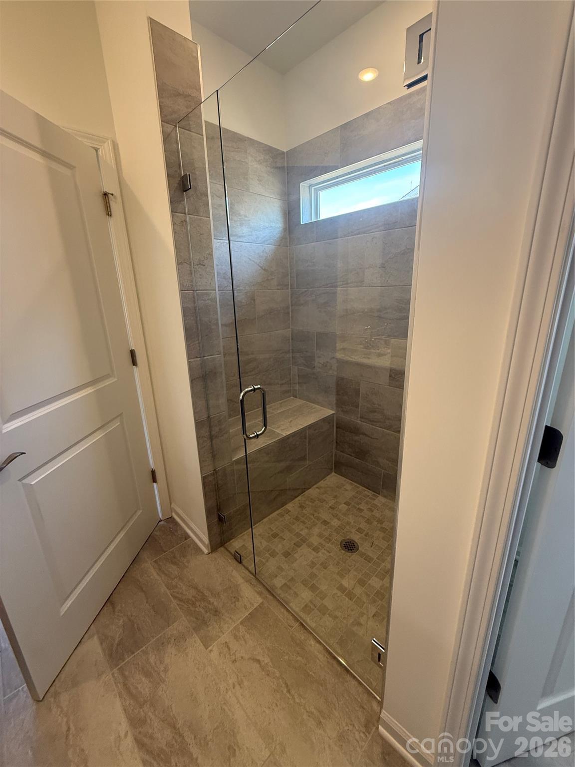 Roselyn - Residential