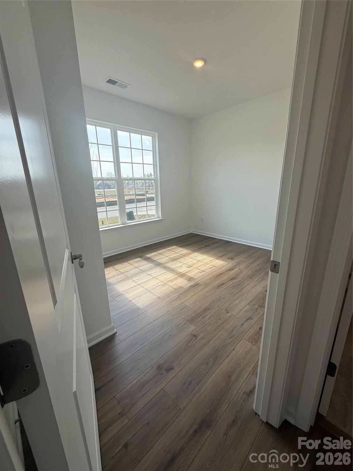 Roselyn - Residential