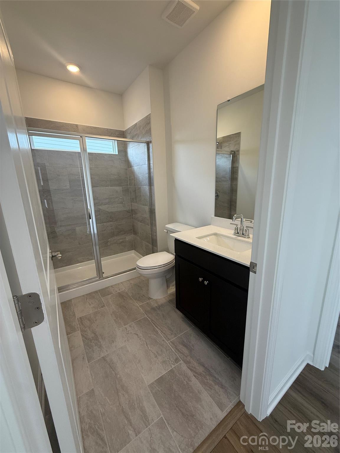 Roselyn - Residential