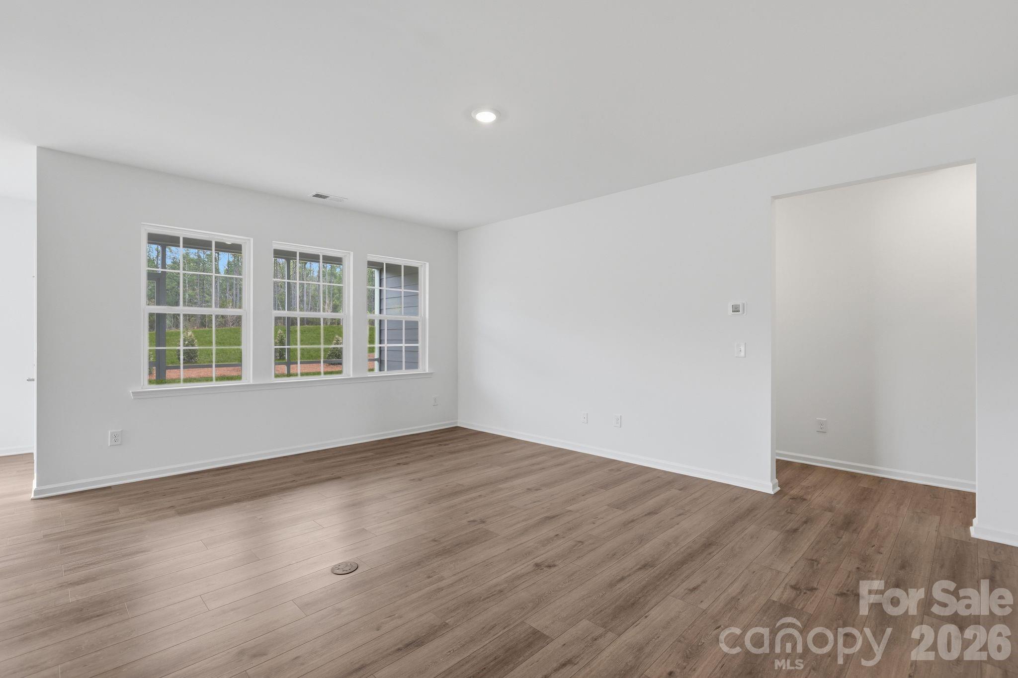 Roselyn - Residential