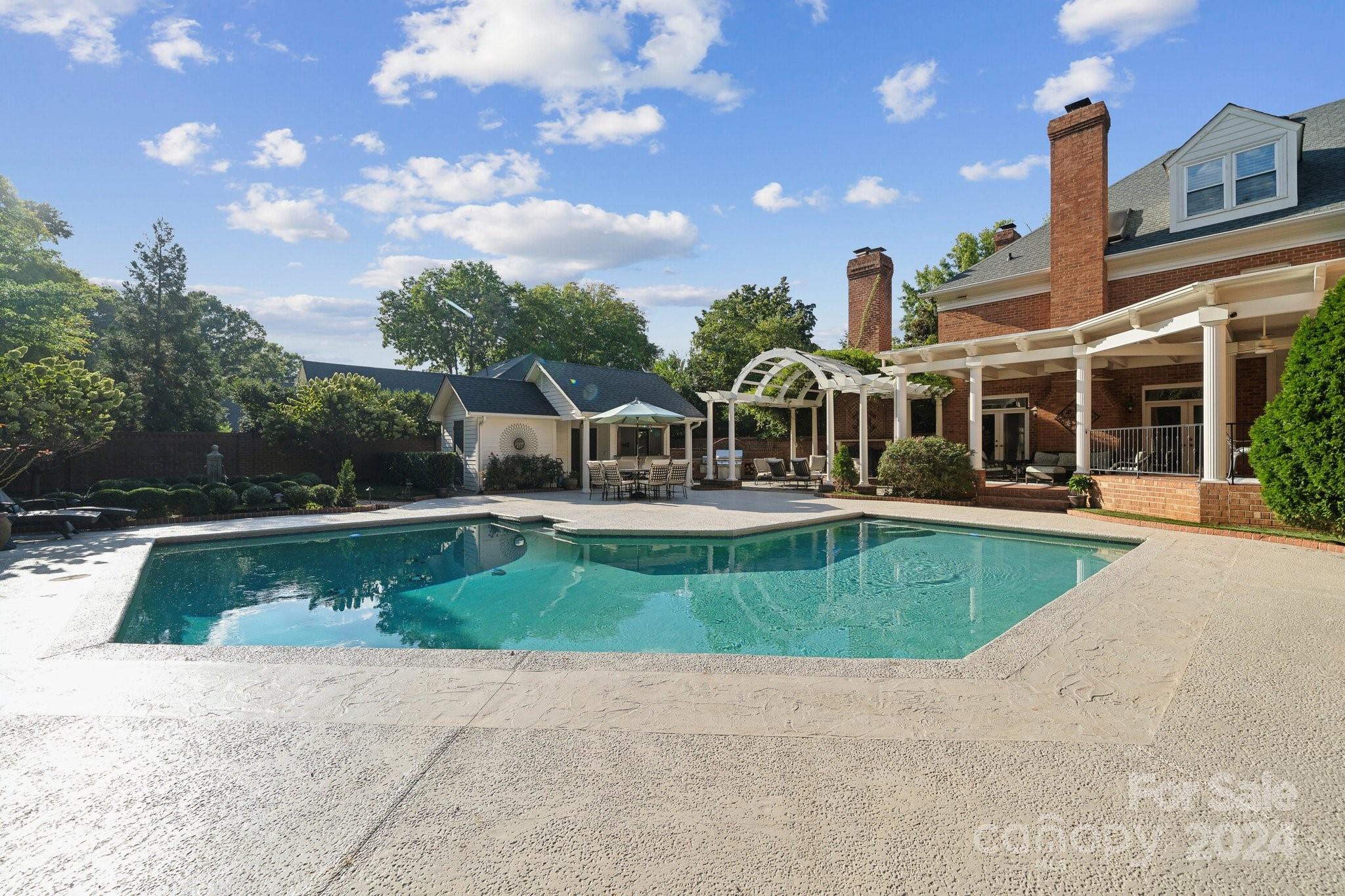 Quail Hollow - Residential