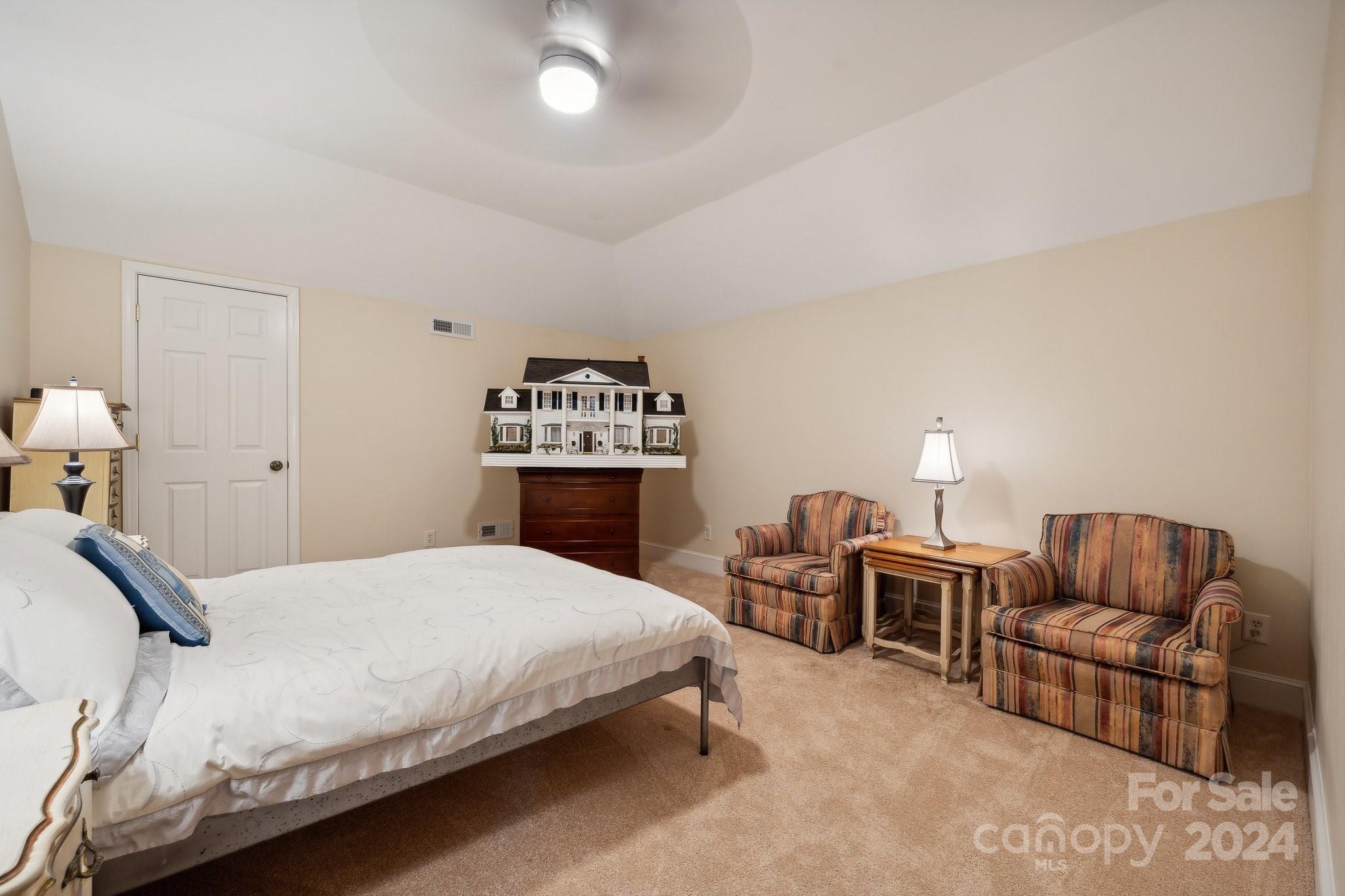 Quail Hollow - Residential