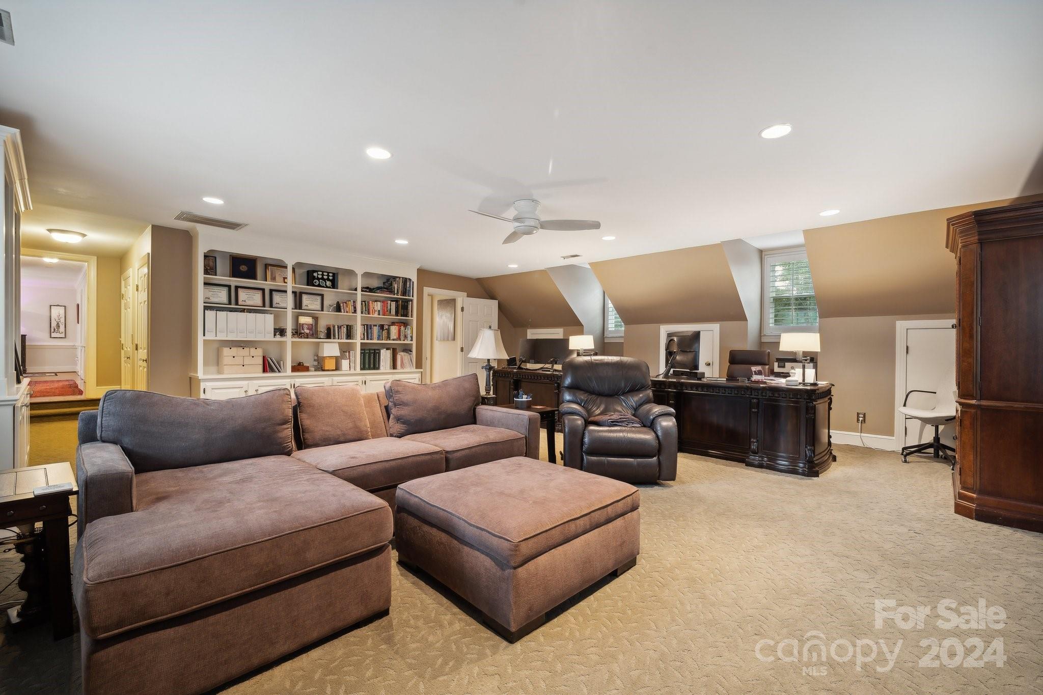 Quail Hollow - Residential