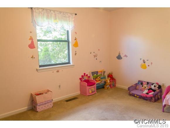 Dogwood Knolls - Residential