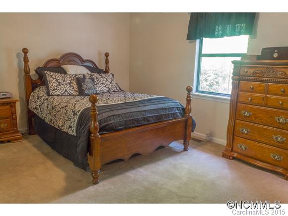 Dogwood Knolls - Residential