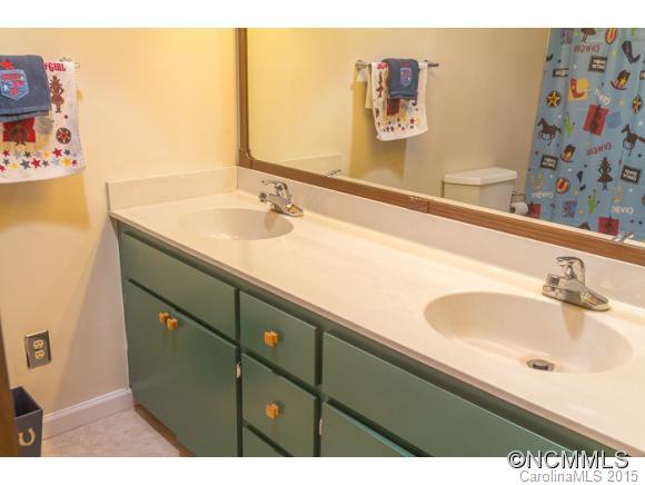 Dogwood Knolls - Residential