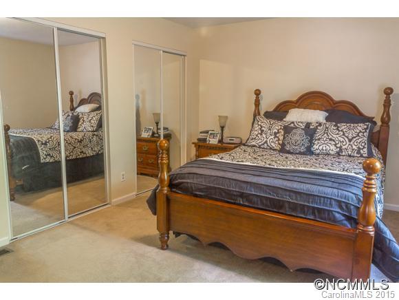 Dogwood Knolls - Residential