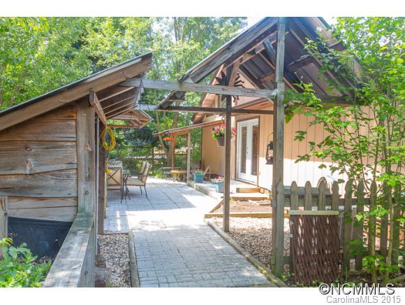 Dogwood Knolls - Residential