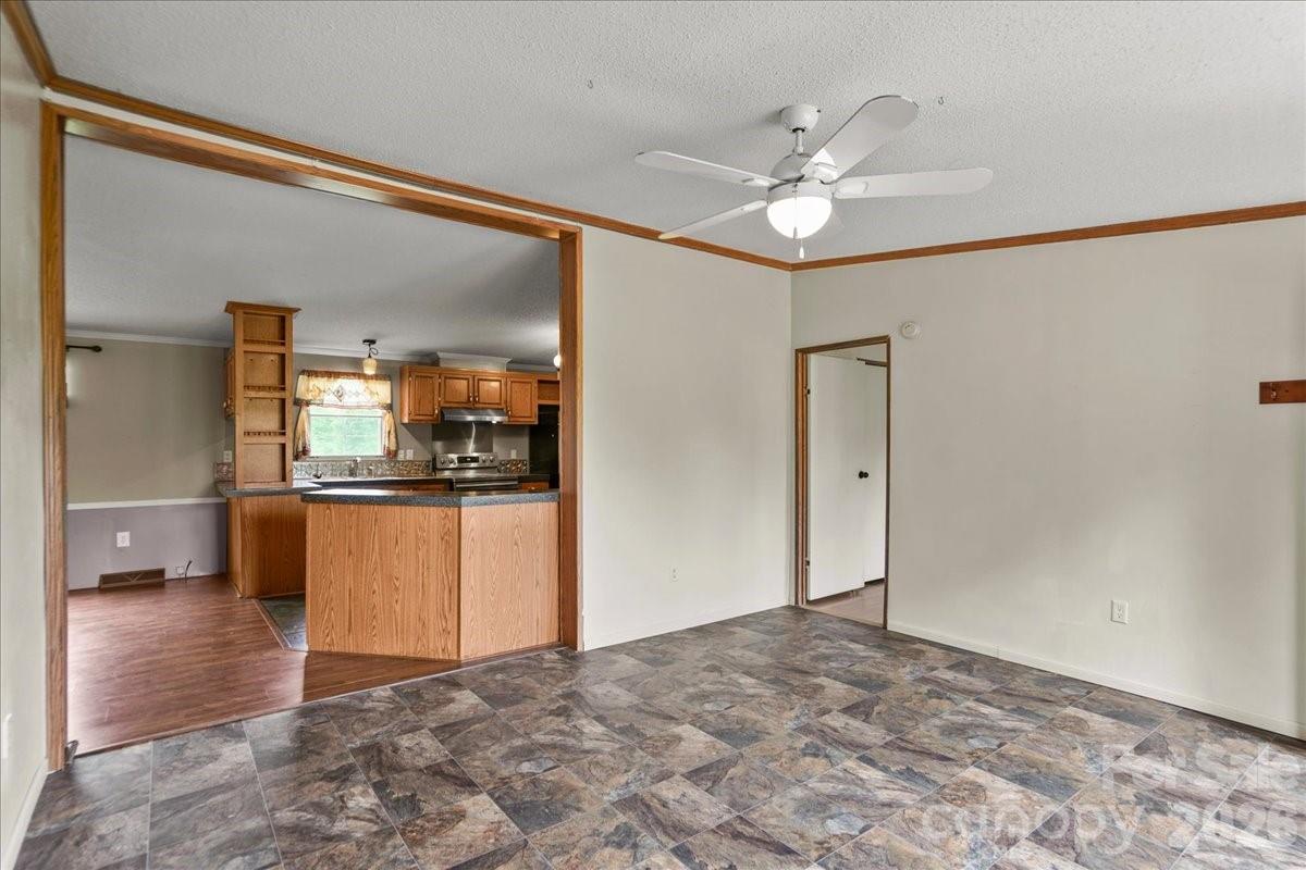 2082 Mary D Road