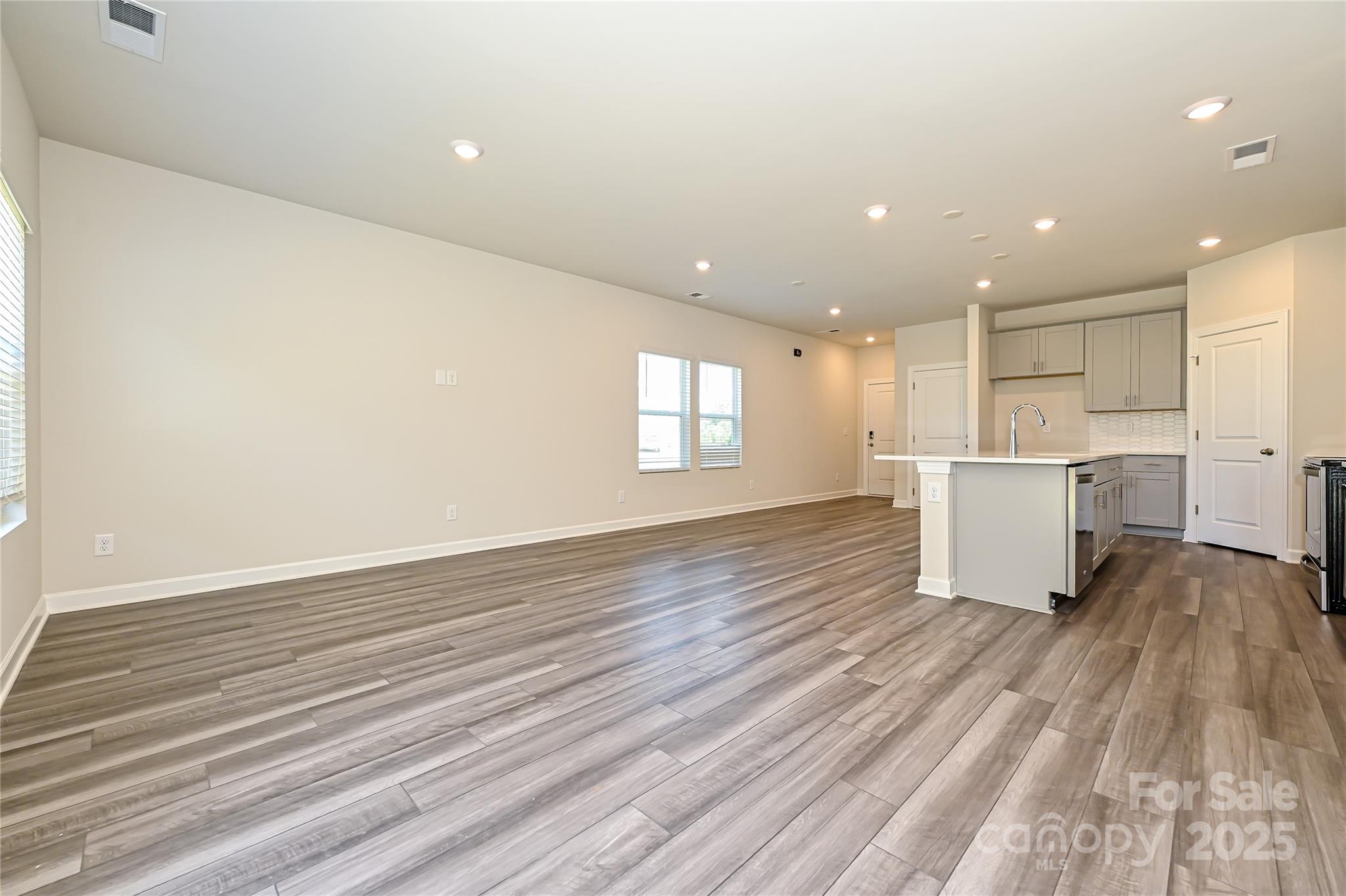 8113 Hidden Springs Trail