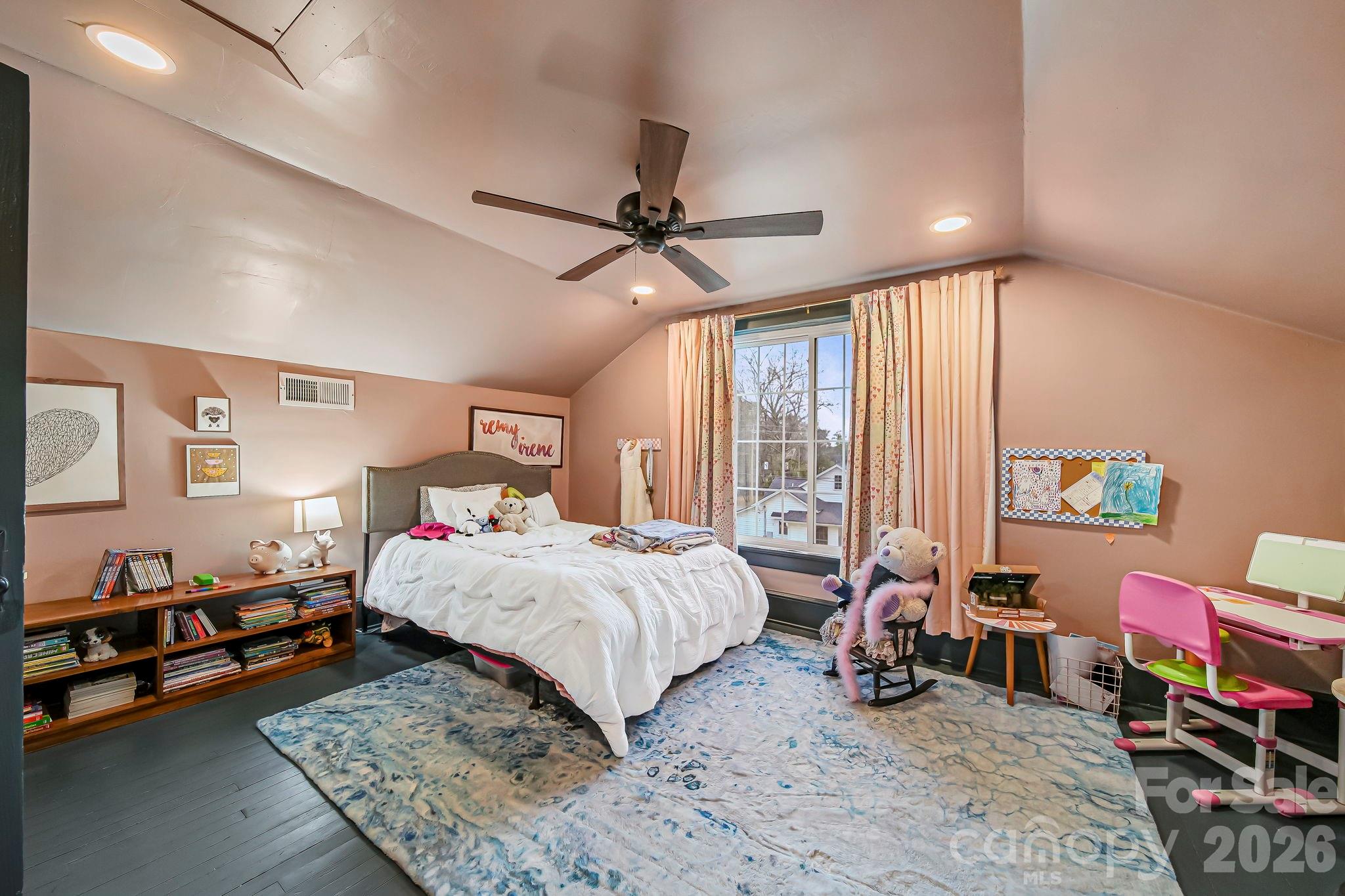 YORK CHESTER - Residential