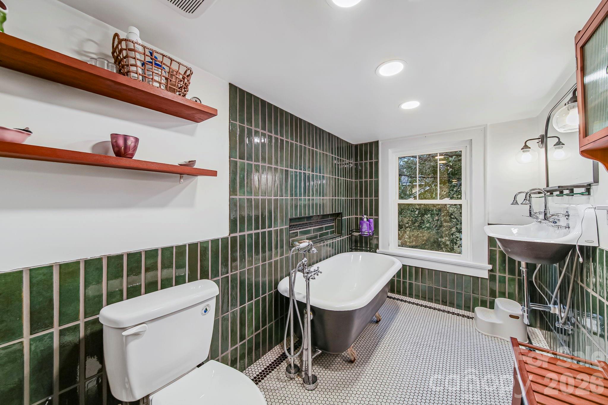 YORK CHESTER - Residential