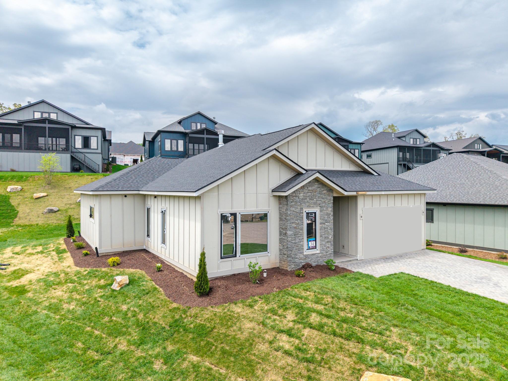 325 Avery Trail Drive 34