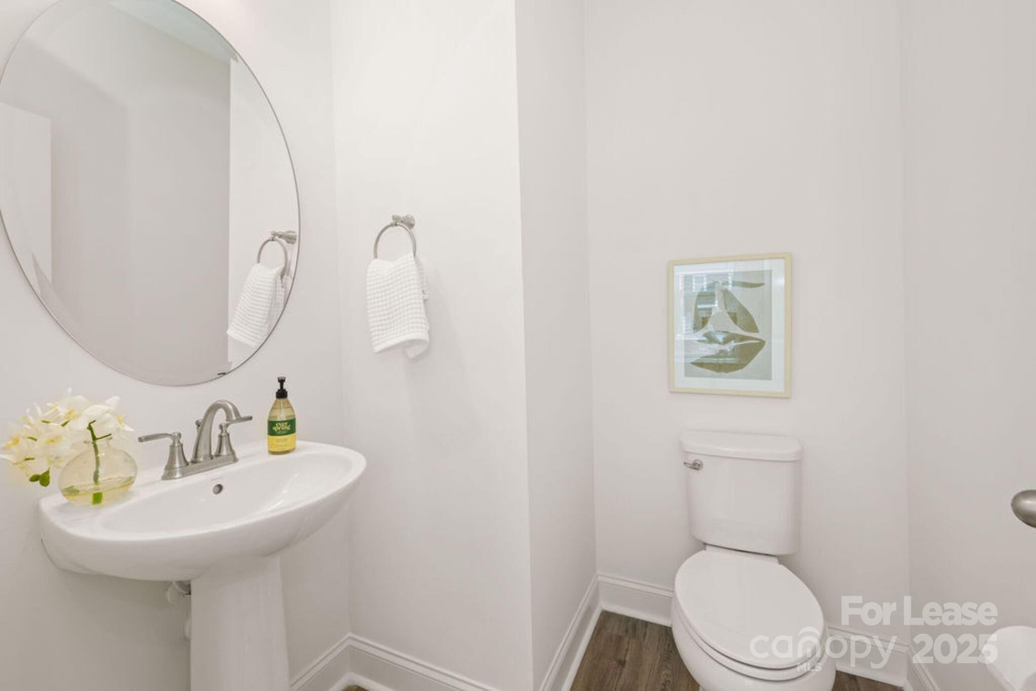 Gastonia, North Carolina 28056, United States, 4 Bedrooms Bedrooms, ,3 BathroomsBathrooms,Residential,Active,152913