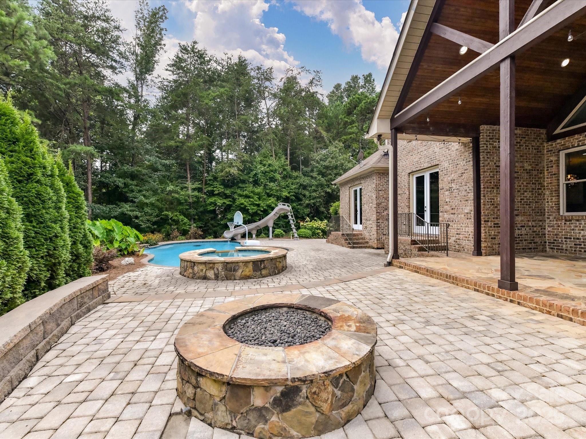 Elmhurst Estates - Residential