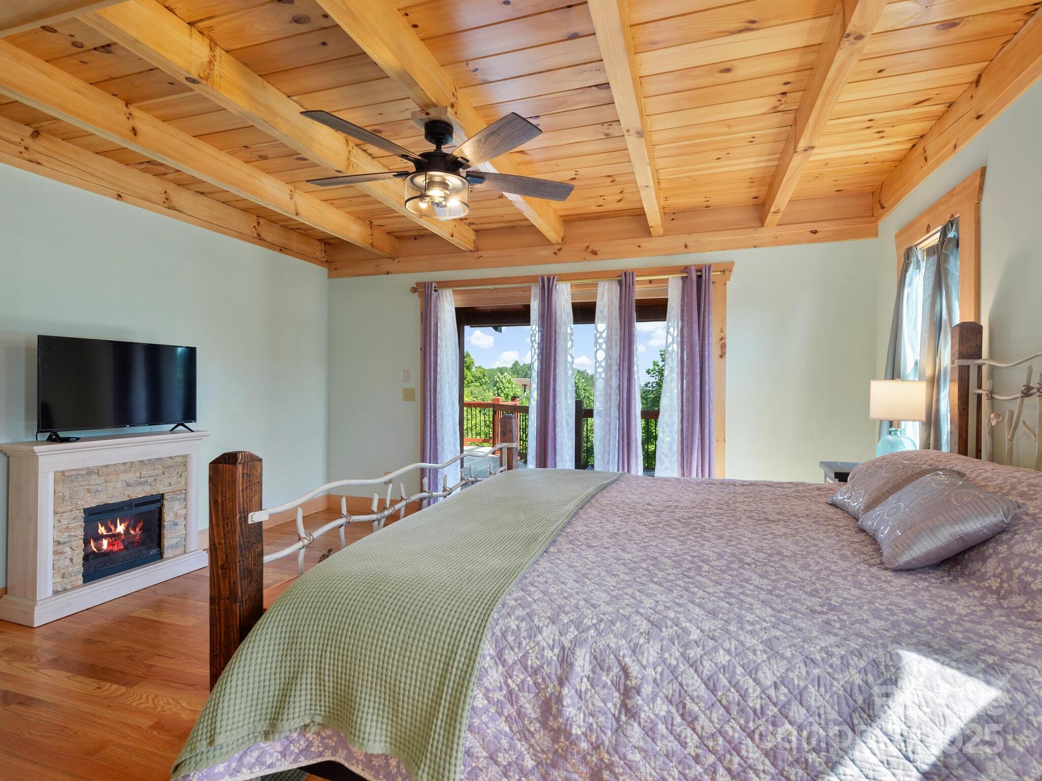 Grandview Peaks - Residential