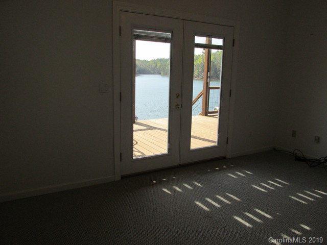 Lakeview Pointe - Residential