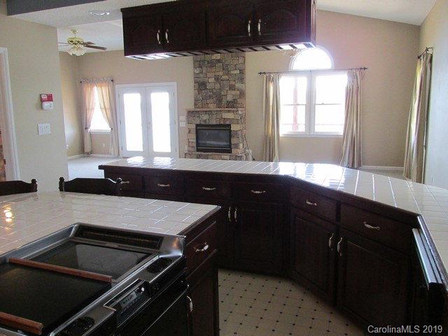 Lakeview Pointe - Residential