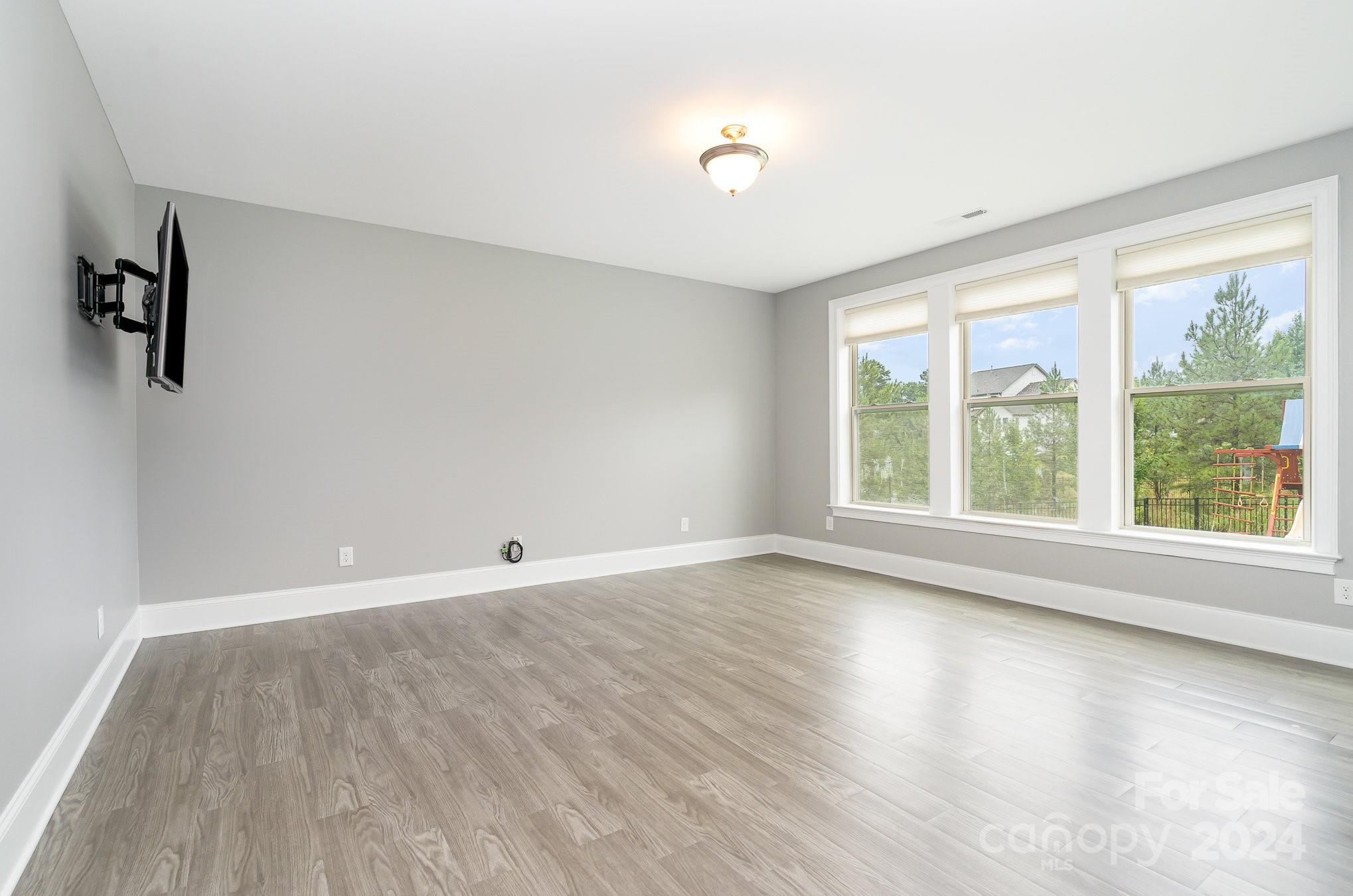 The Palisades - Residential