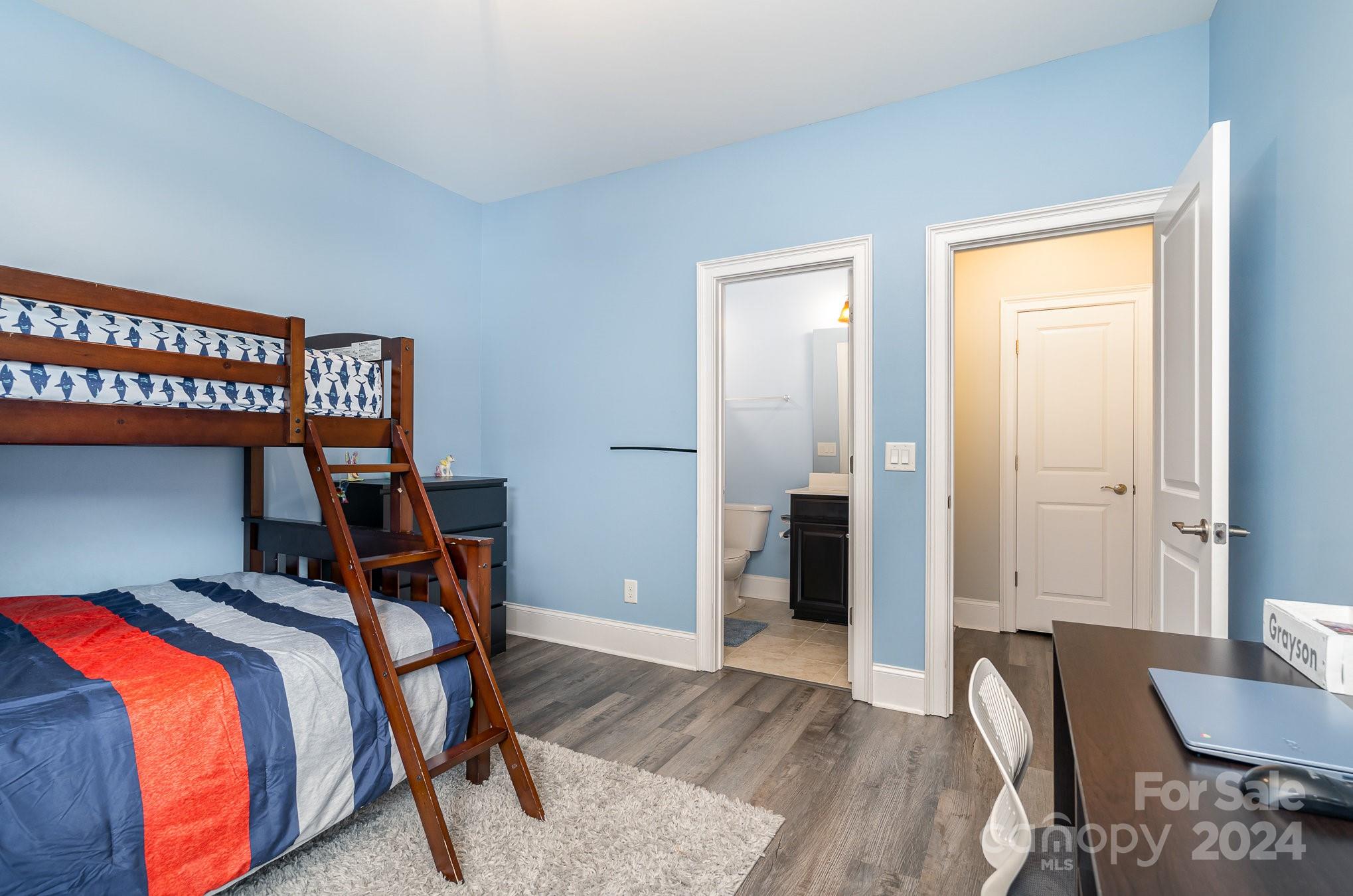 The Palisades - Residential