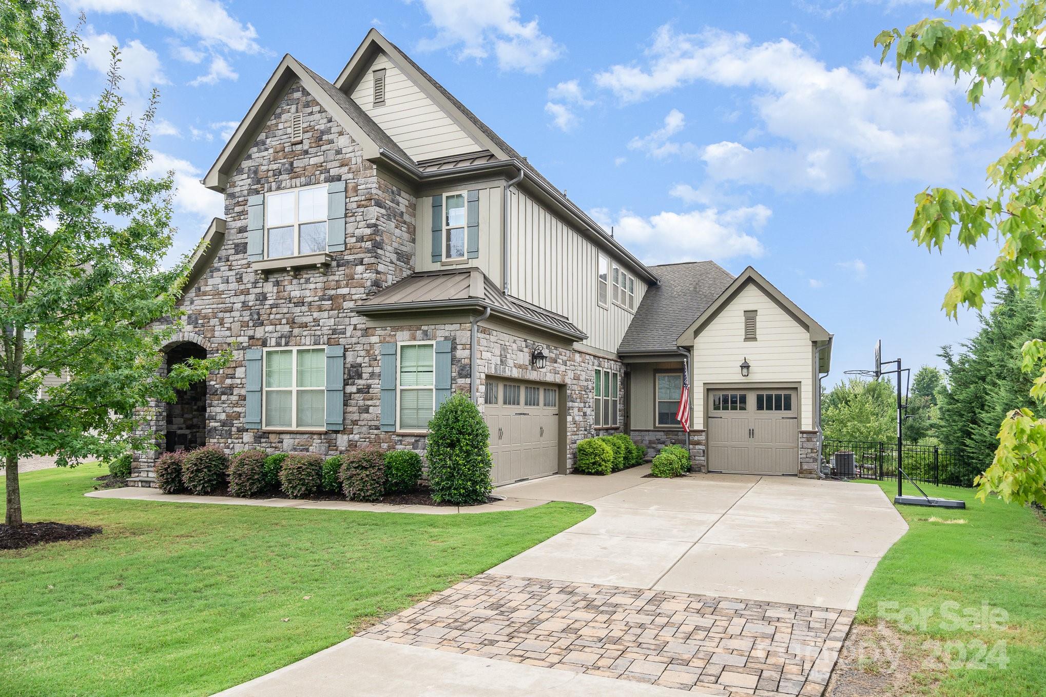 The Palisades - Residential