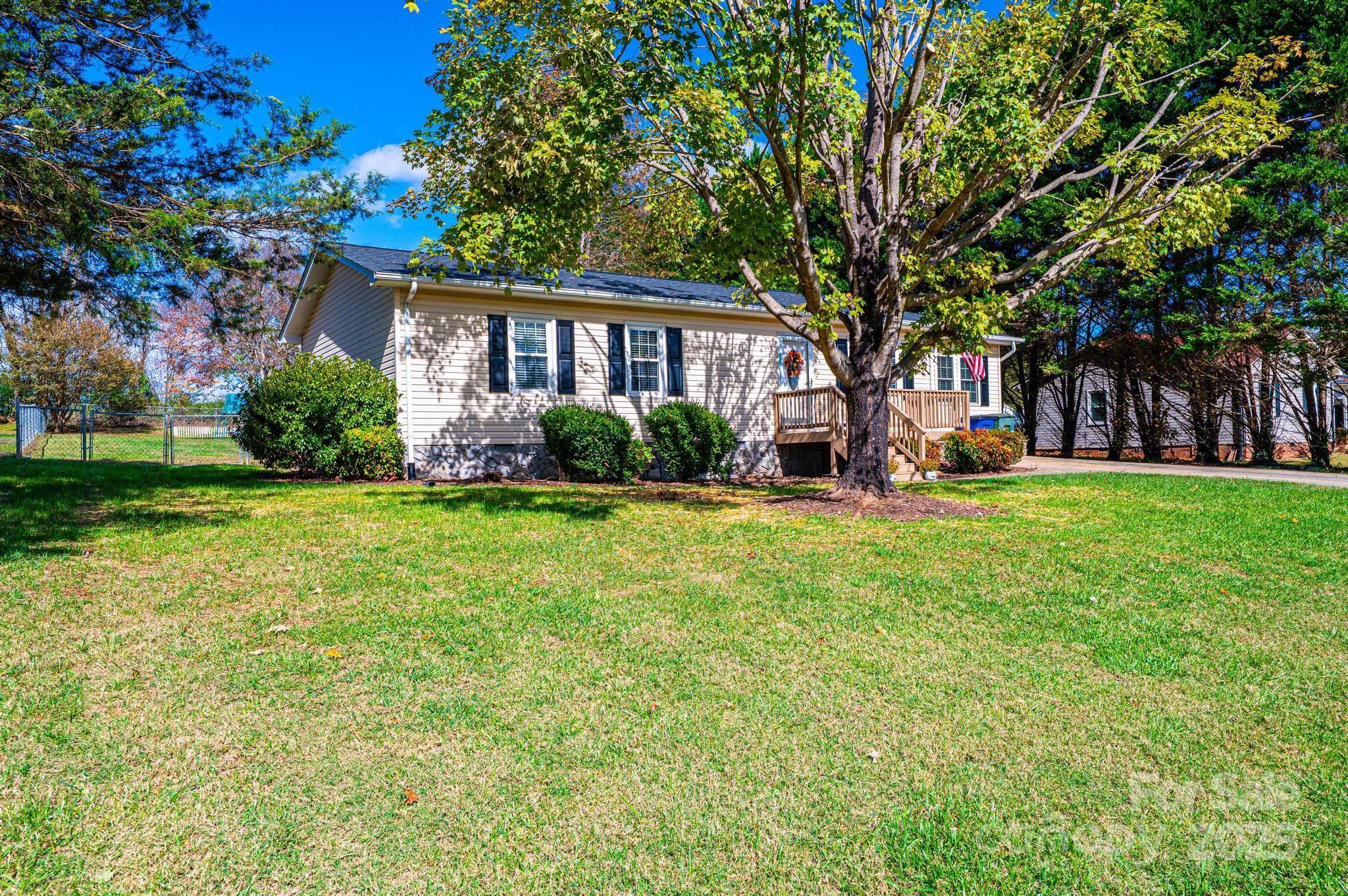 3567 Smithfield Drive NW