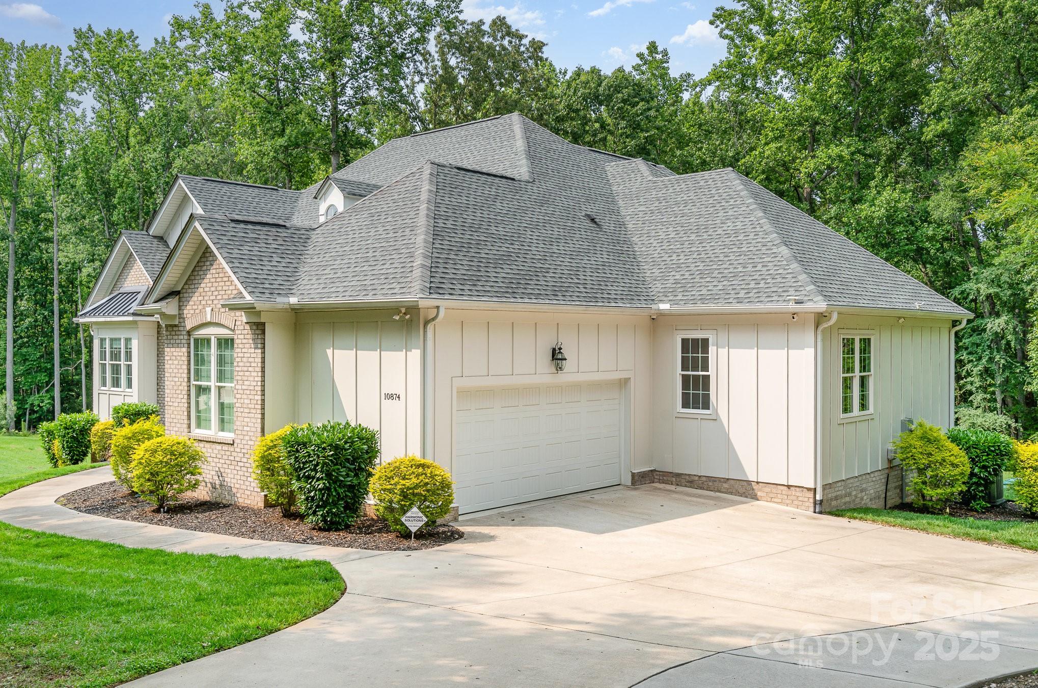10874 Rise Lane