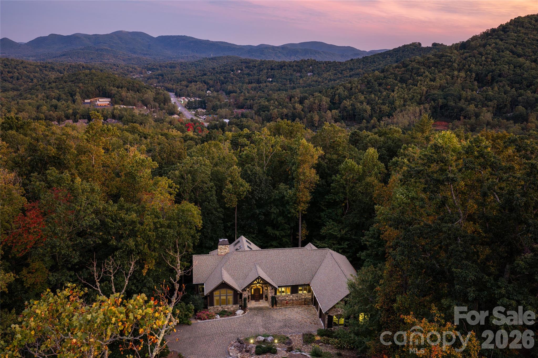 2 Cherokee Orchard Court