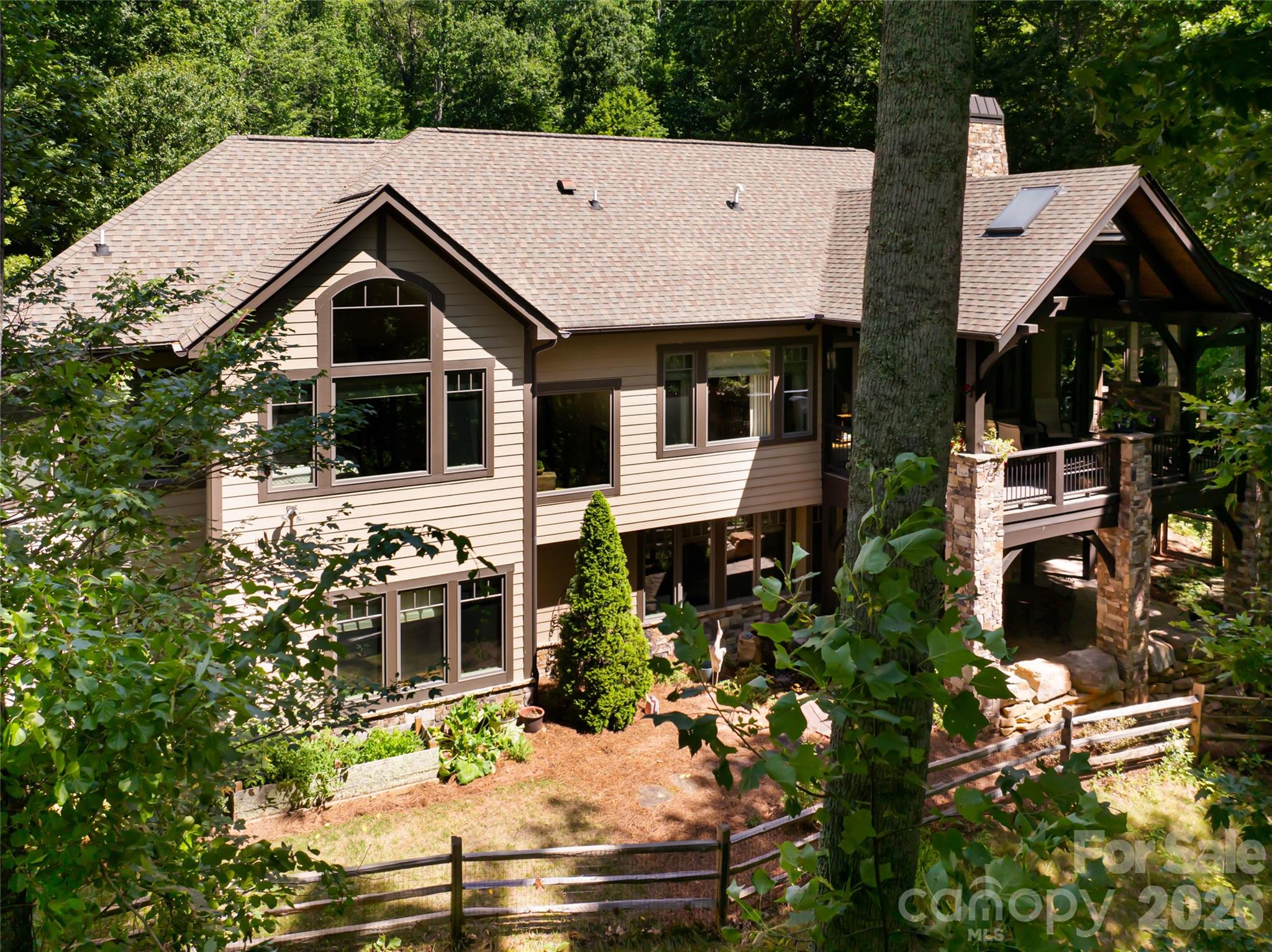 2 Cherokee Orchard Court