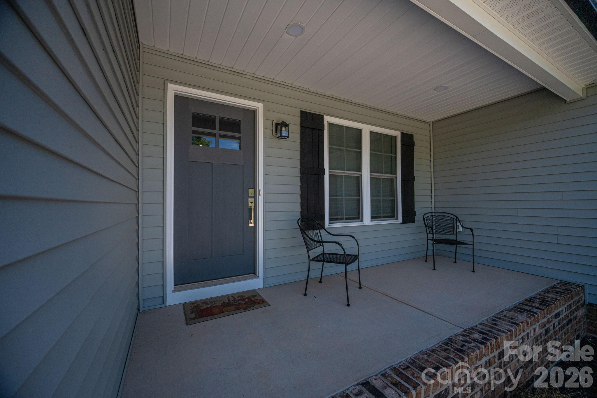 2128 Chatfield Road
