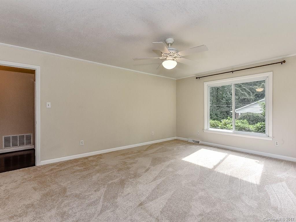 Twin Oaks - Residential