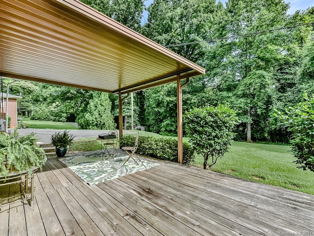 Twin Oaks - Residential