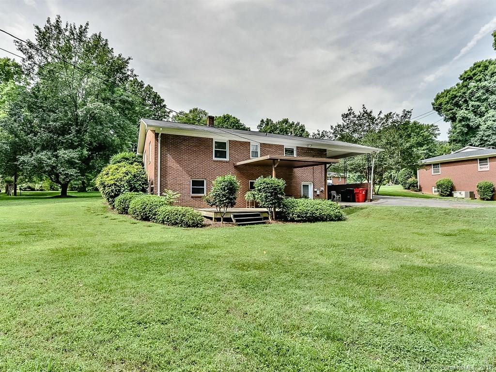 Twin Oaks - Residential