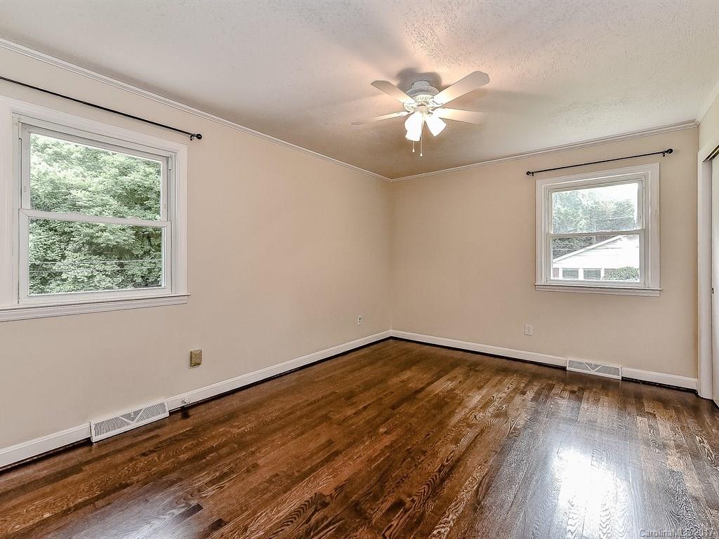 Twin Oaks - Residential