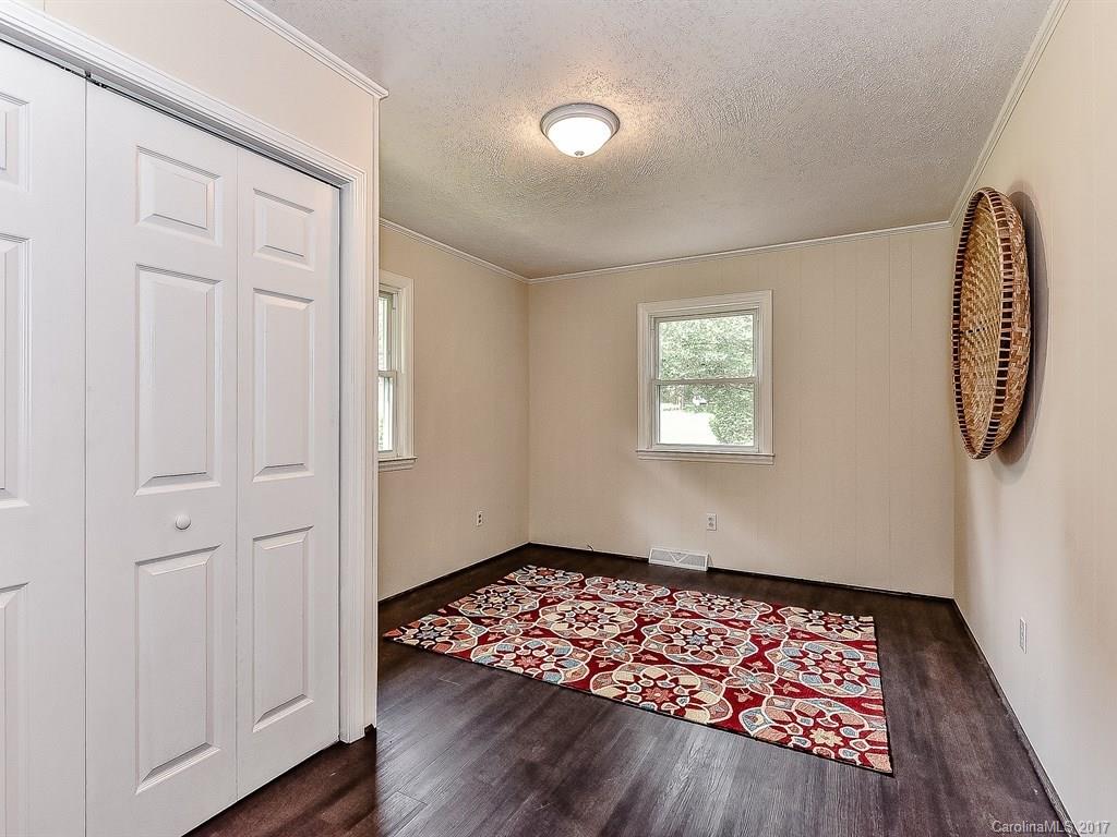 Twin Oaks - Residential