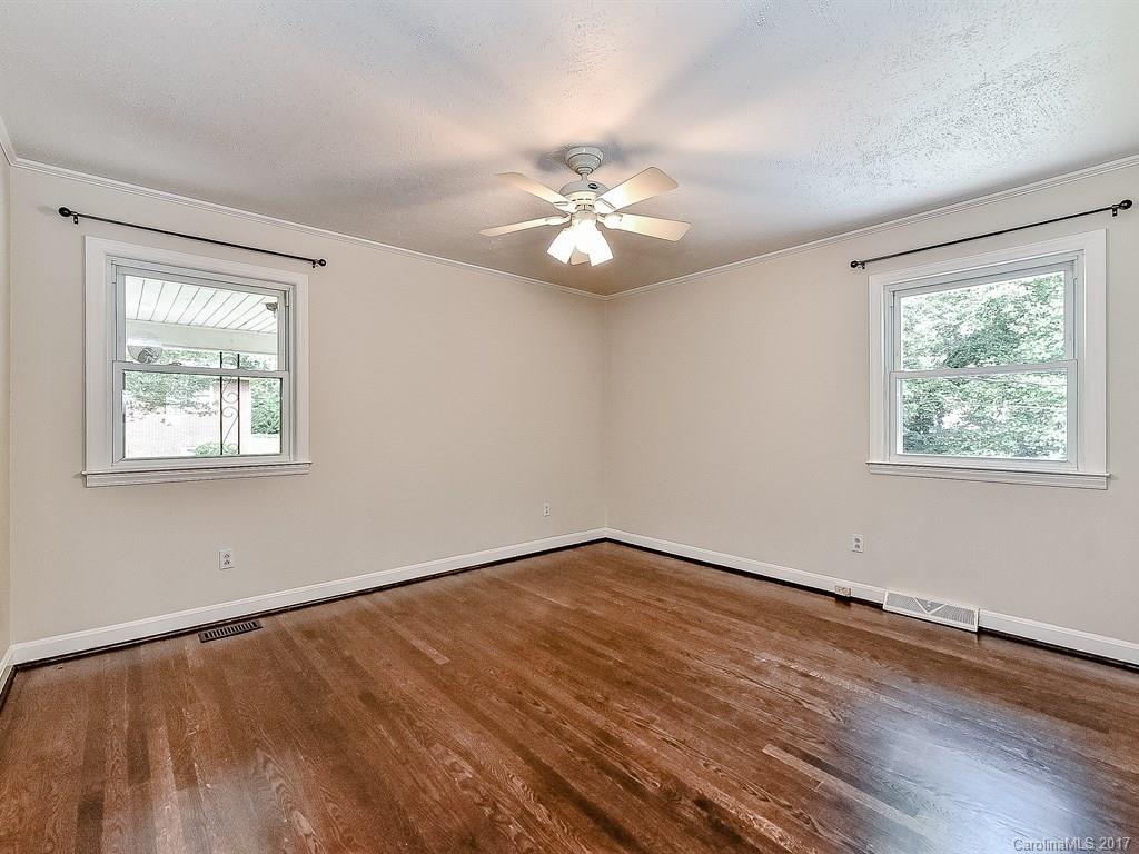 Twin Oaks - Residential