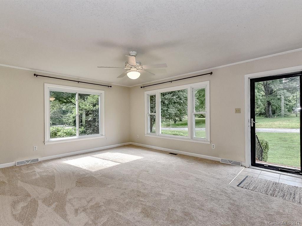 Twin Oaks - Residential