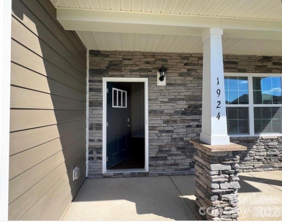 Secrest Commons - Residential Lease