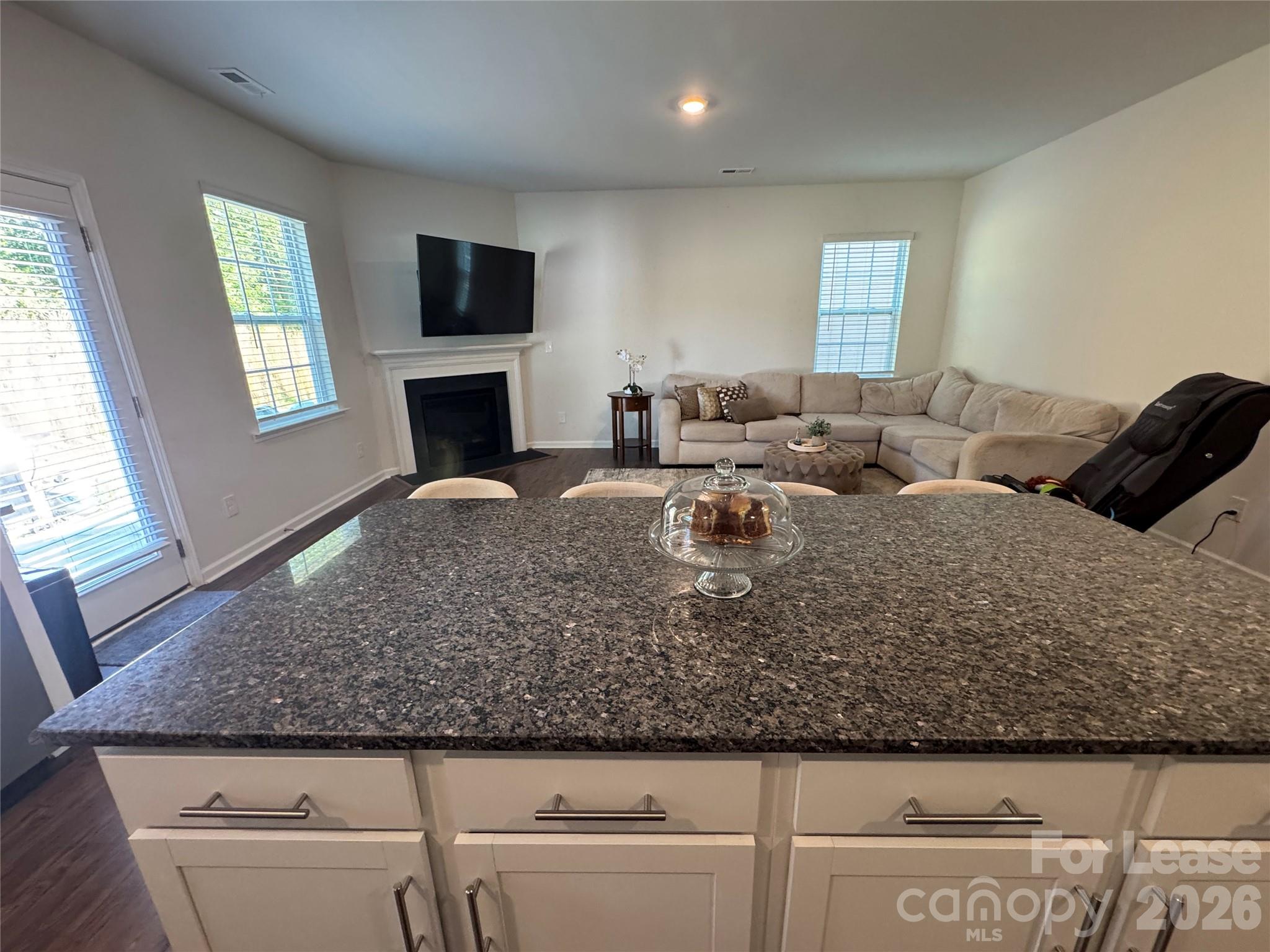 Secrest Commons - Residential Lease